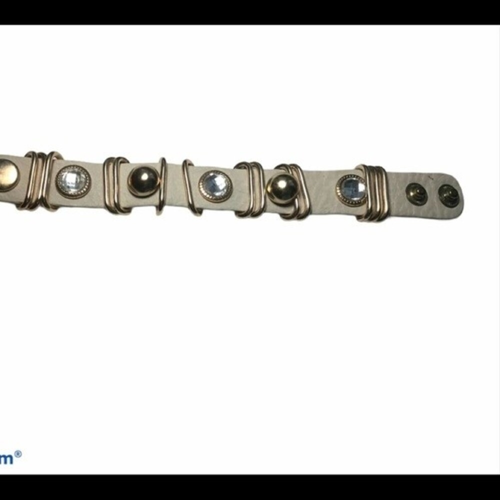 Beige Leather Rhinestone Snap Bracelet